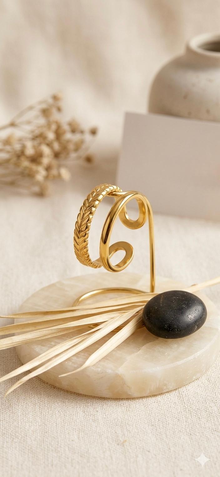 The CHEVRON WHEAT BRAID WRAP ring